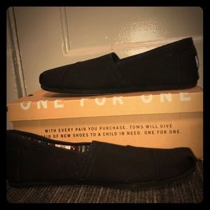 Black Toms